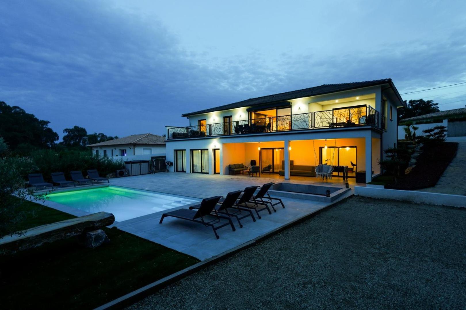 Tres Belle Villa A Ghisonaccia Avec Piscine Chauffee Exterior photo